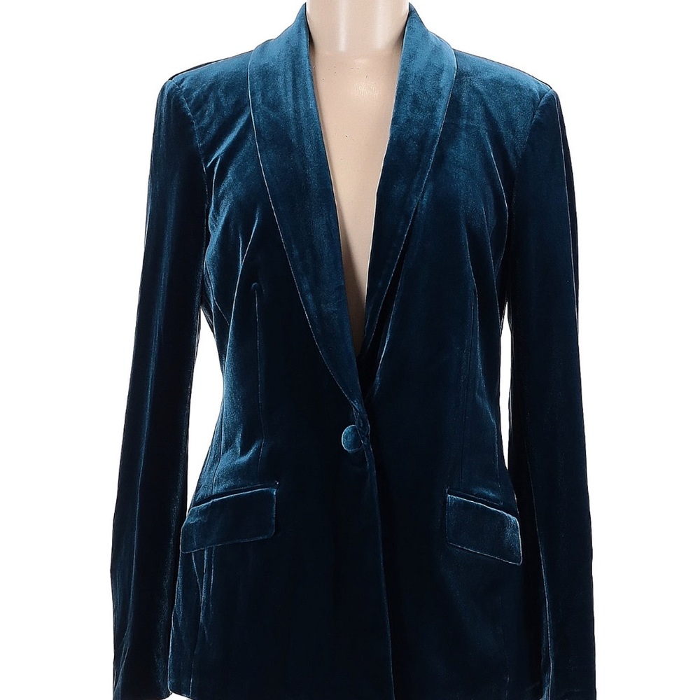 Elegant Velvet Women's Jacket